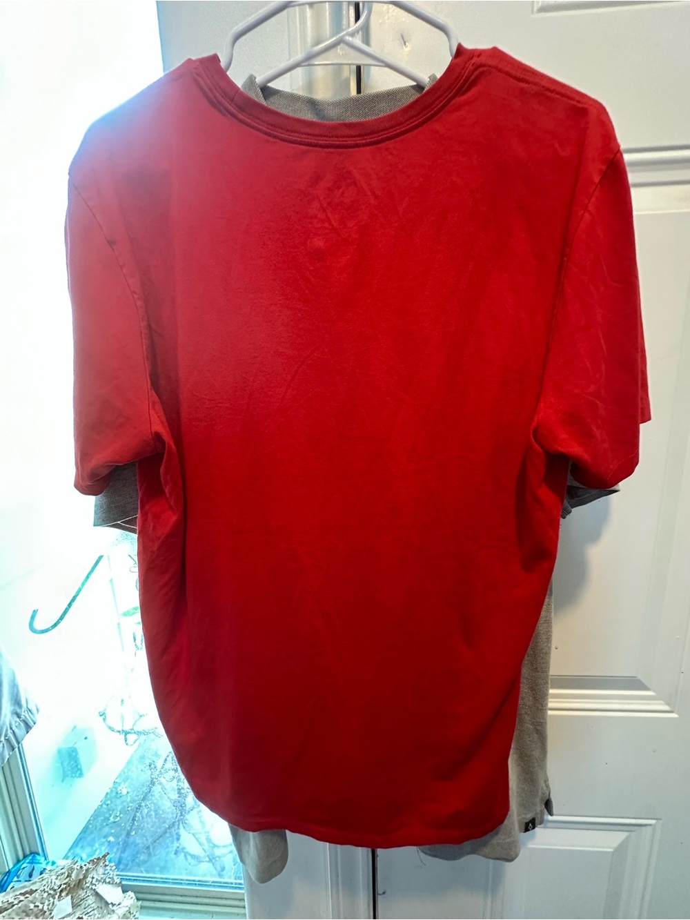 Nike Men’s Red FLY Logo T-Shirt - Picture 5 of 7